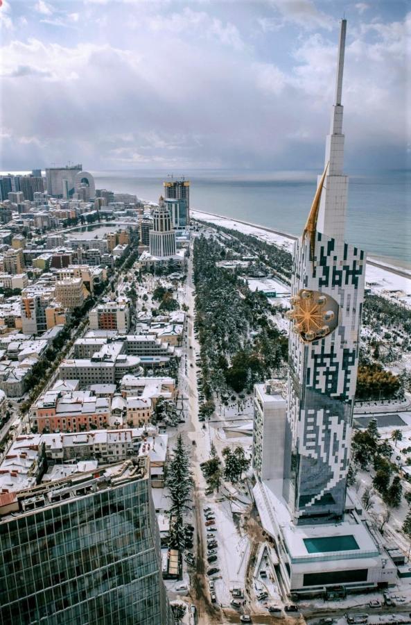 Luxury Sea View Apartments In Orbi City Batumi Exterior photo